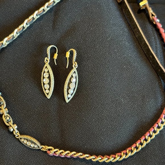 Chloe & Isabel - Wrap Bracelet & Earrings - Picture 4 of 4